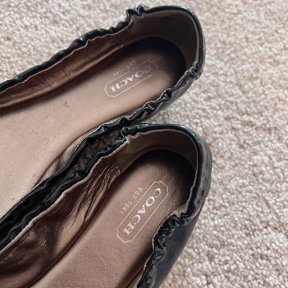 Coach 'Melanie' Women’s Black Leather Jeweled/Beaded Ballet Flats Size: 7 NWB - Picture 3 of 6